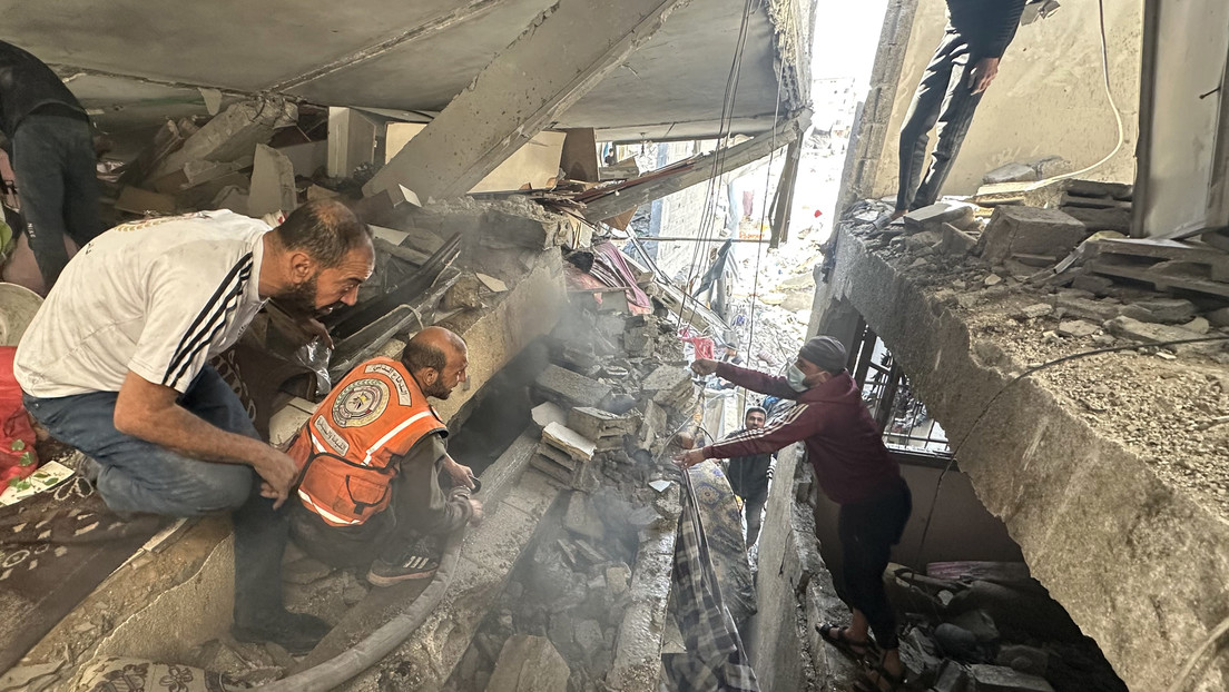 Bajo las bombas en Gaza: Israel no cesa sus ataques mientras el número de víctimas supera las 51.000