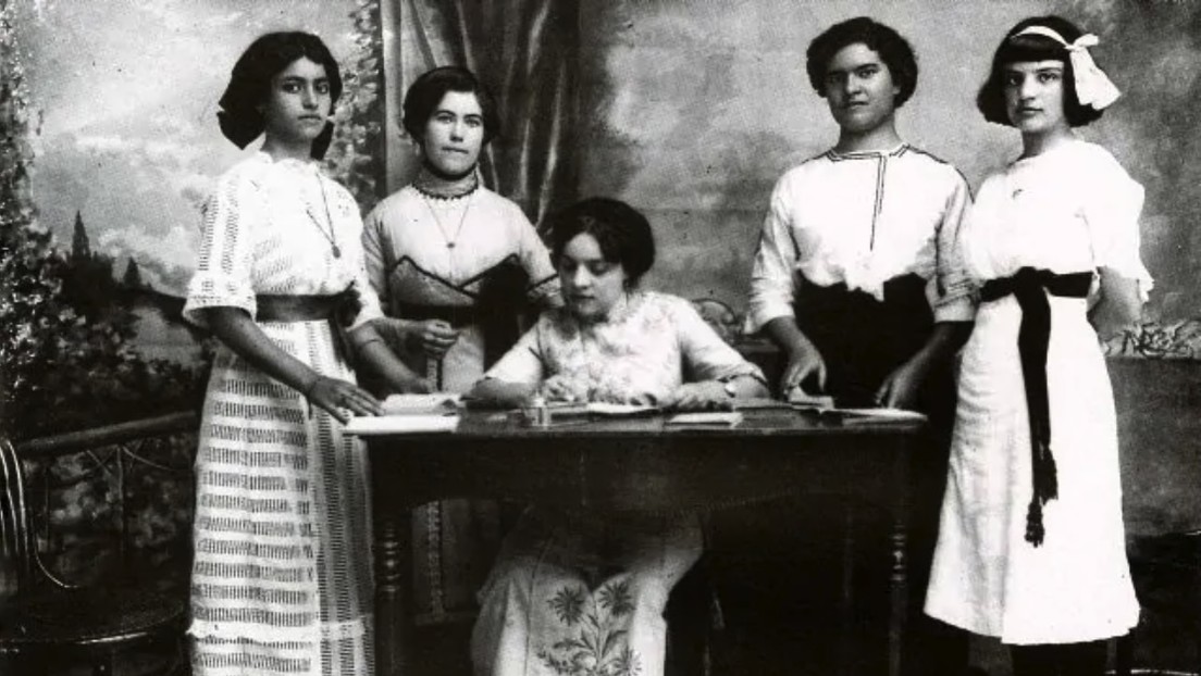 La suramericana pionera del voto que rompió tres 'techos de cristal' en el siglo XX