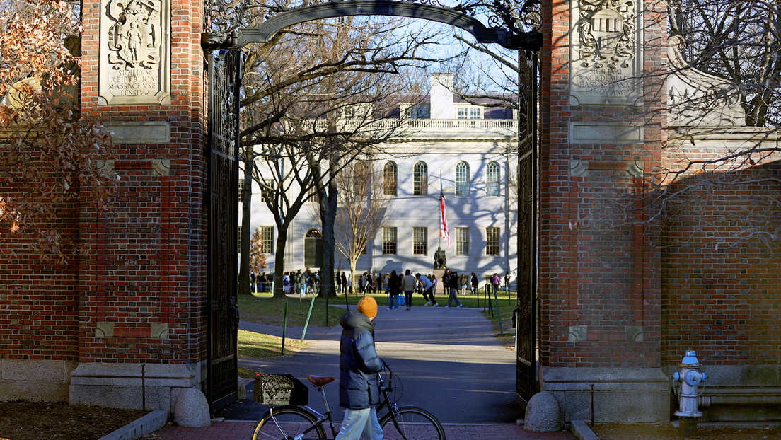 Trump acusa a Harvard de promover el apoyo al terrorismo