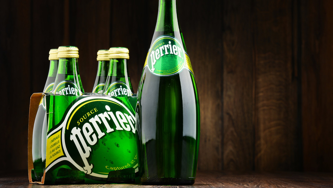 Famosa "agua mineral natural" está contaminada con bacterias intestinales