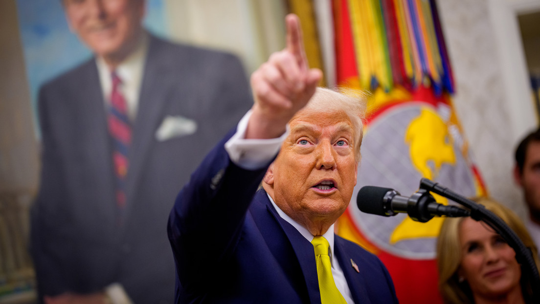 Trump felicita la Pascua a "los lunáticos de la izquierda", "jueces ineficaces" y Biden en un encendido mensaje