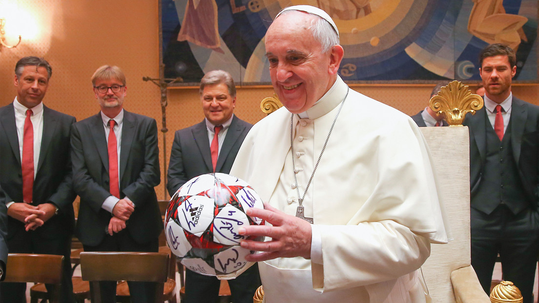 "El argentino que jugó para el mundo": el emotivo homenaje del fútbol a Francisco