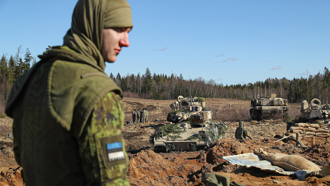 Zajárova se burla de los planes de Estonia para construir una base militar en la frontera con Rusia