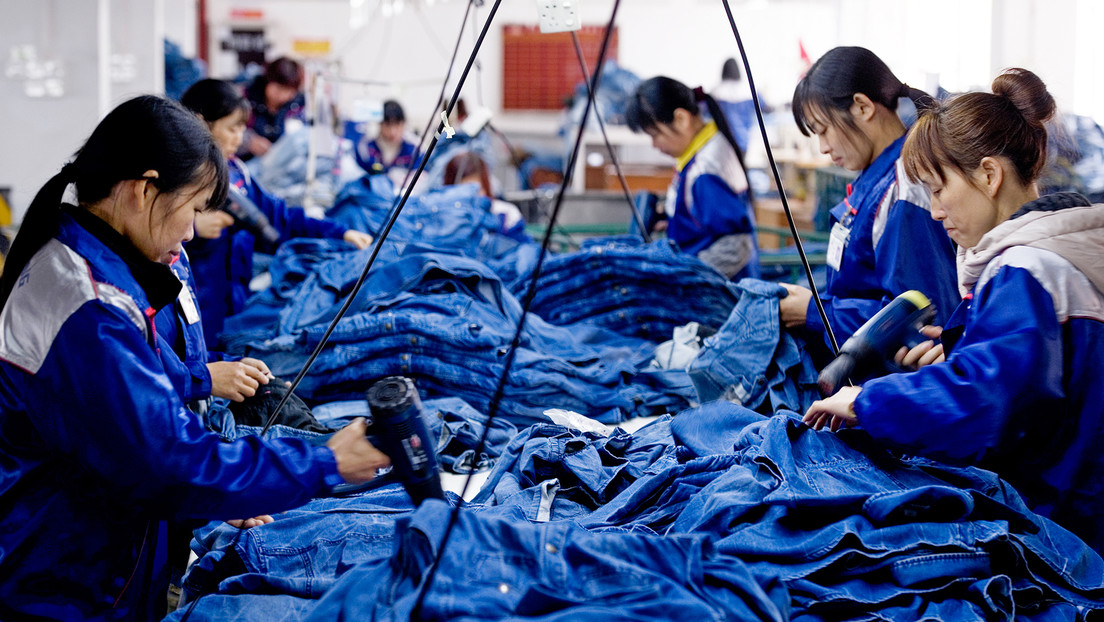 FT: Fábricas chinas ralentizan su producción en medio de la guerra comercial de Trump