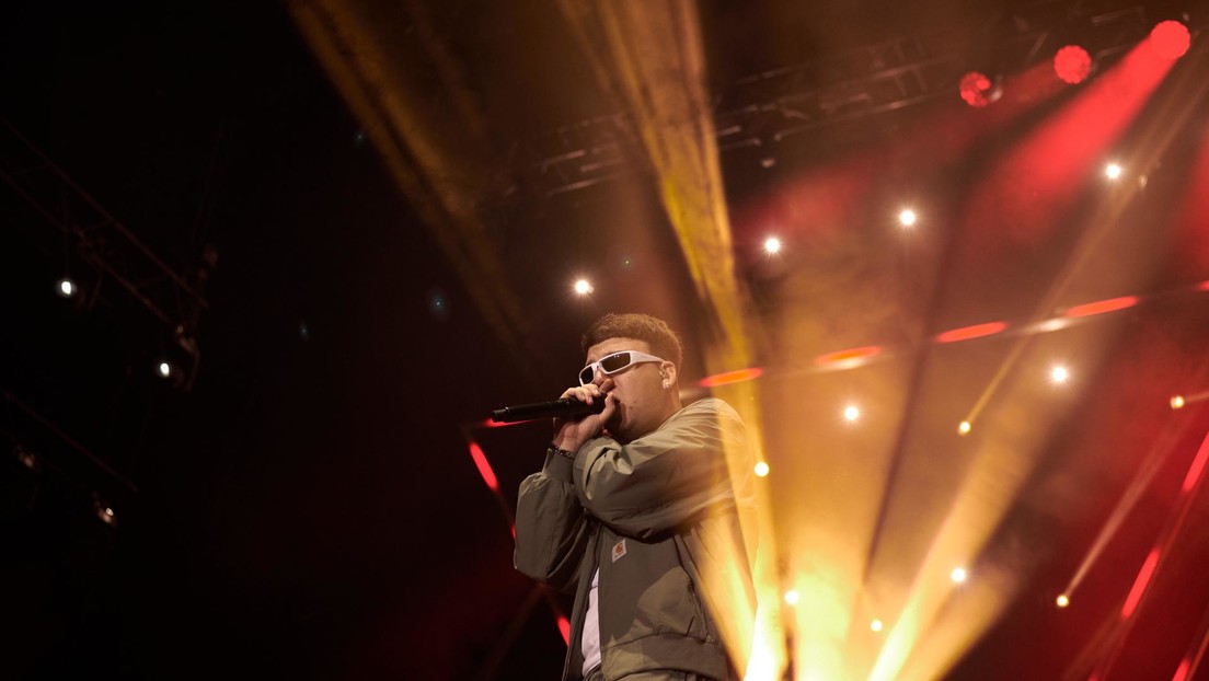 VIDEO: Colapso de estructura en concierto de un cantante español en México deja tres heridos