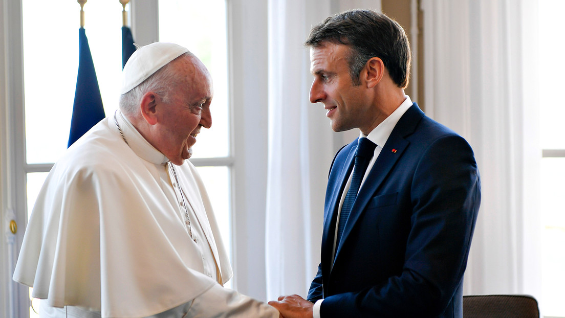 Macron no mantendrá encuentros diplomáticos durante el funeral del papa Francisco