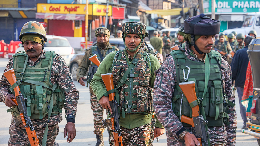 Irán ofrece su mediación a la India y Pakistán con un poema del siglo XIII