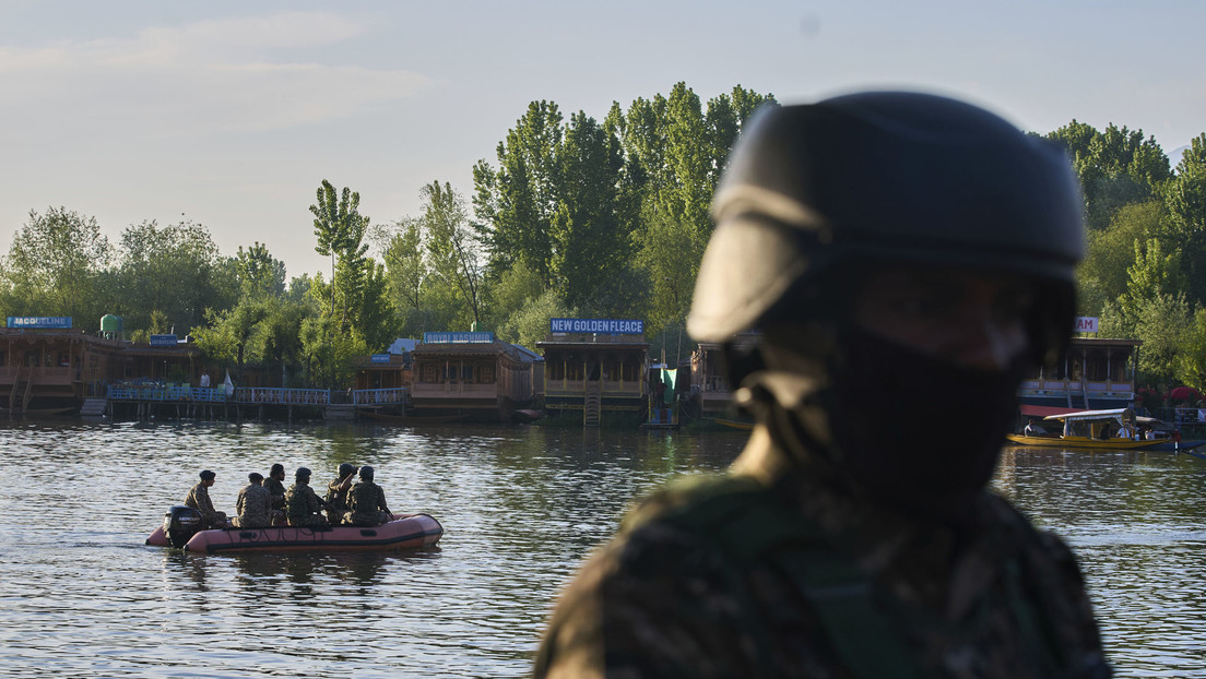 Reportan enfrentamientos entre India y Pakistán en la línea de contacto