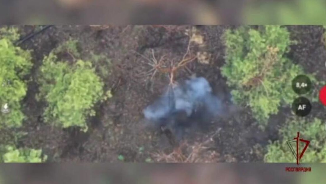 VIDEO: Fuerzas rusas aplastan una estación de Starlink en Ucrania con una precisión extraordinaria