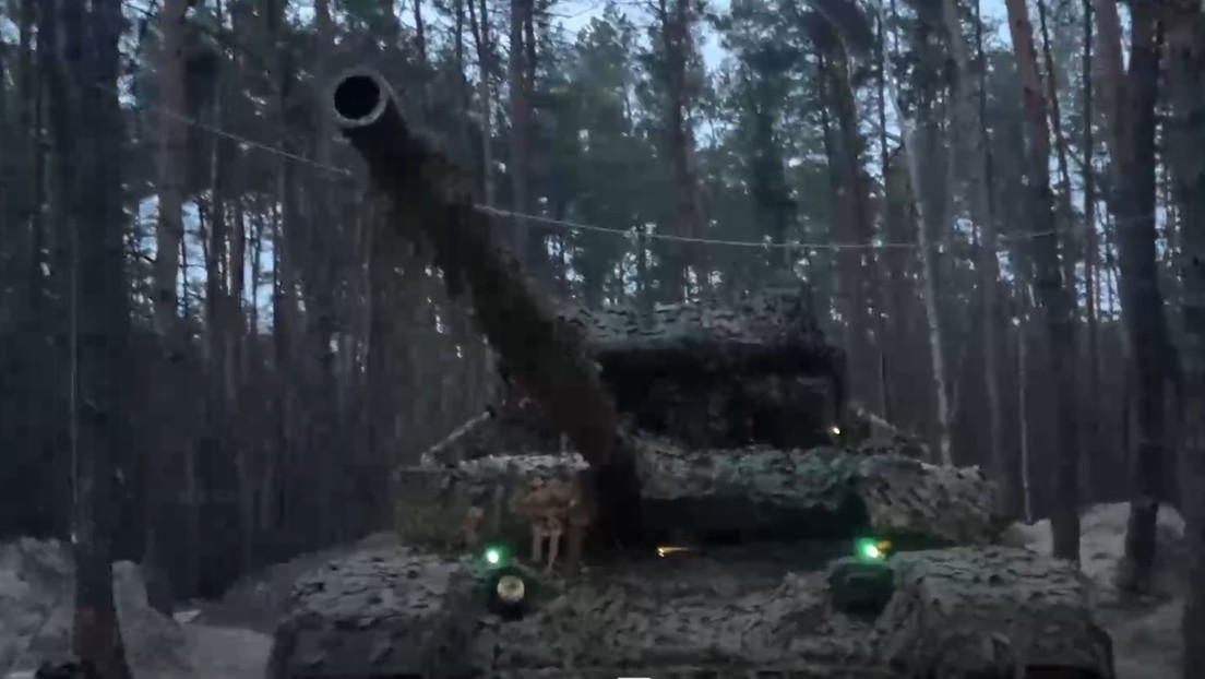 VIDEO: Tanques rusos asestan un golpe nocturno a las fuerzas ucranianas