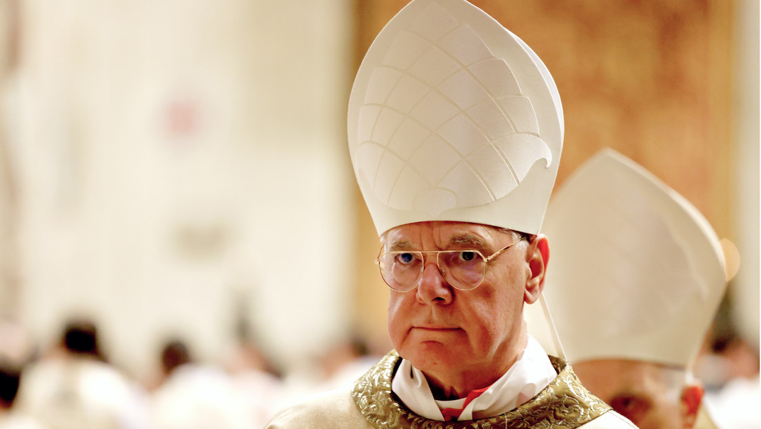 Cardenal: El nuevo papa debe enfrentarse al "'lobby' gay"