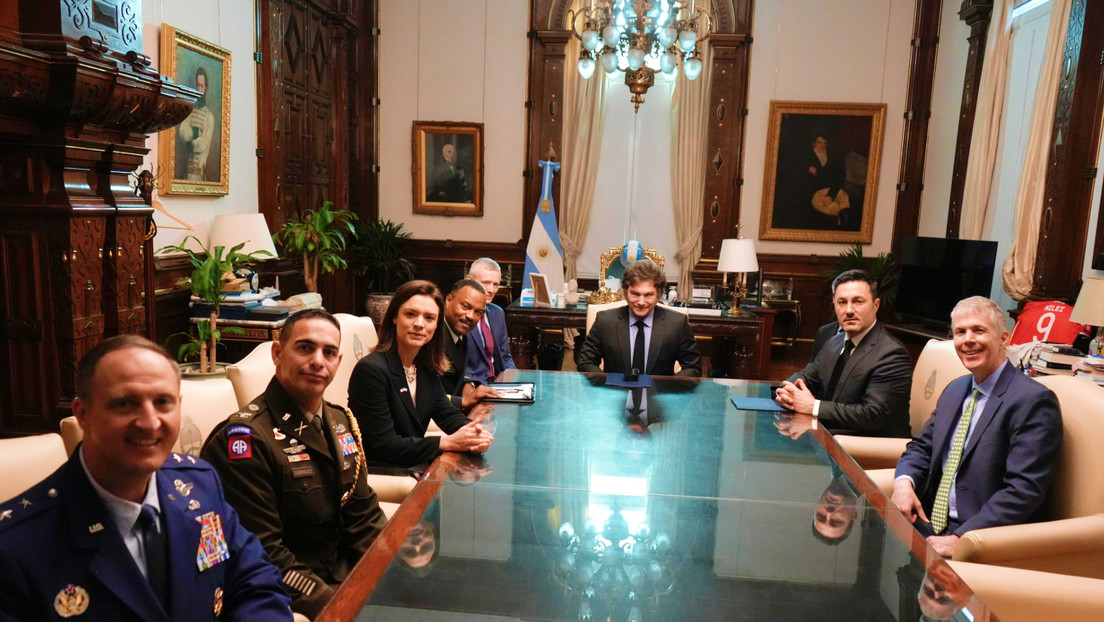 Milei y el jefe del Comando Sur de EE.UU. estrechan alianza