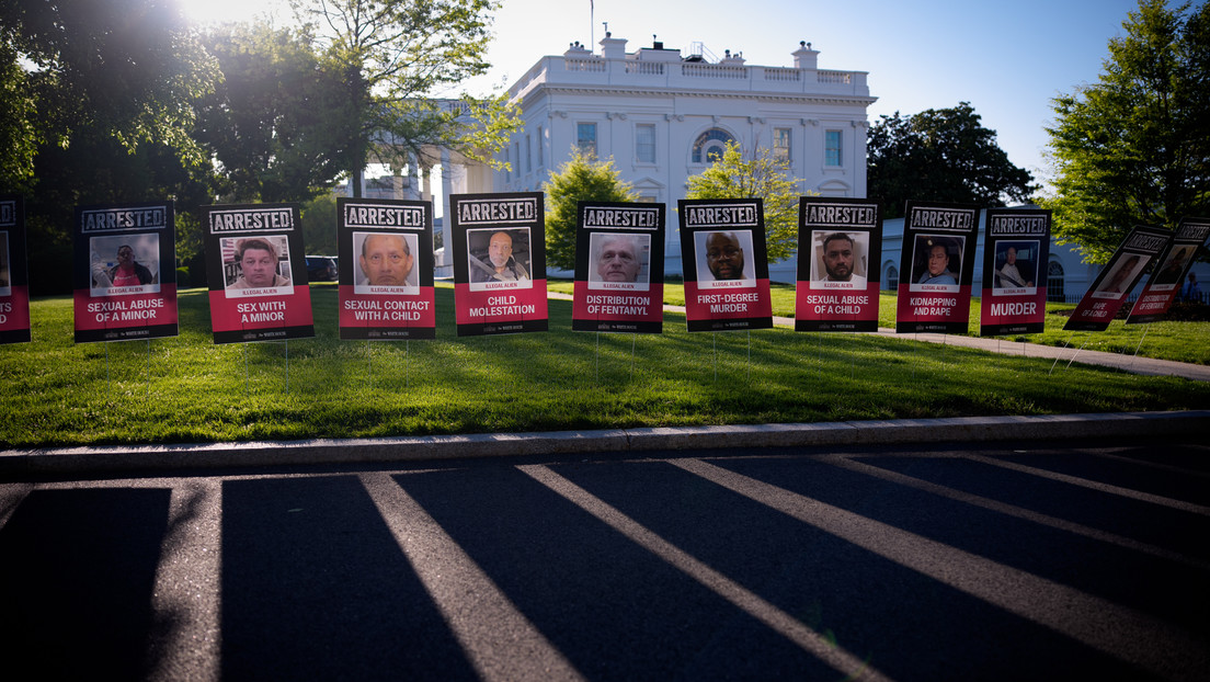 VIDEO: Trump celebra 100 días en el cargo troleando a los deportados