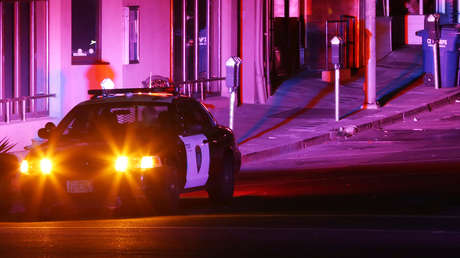 Hallan muerto a un ejecutivo de Bloomberg y su familia y la Policía no dice cómo fallecieron