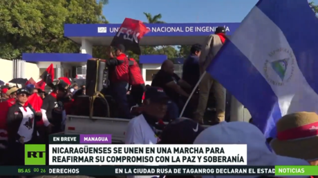 Nicaragüenses se unen en una marcha para reafirmar su compromiso con la paz y la soberanía