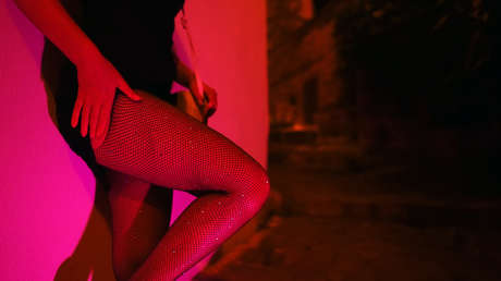 Casa convertida en prisión con "condiciones infrahumanas": desarticulan una red de explotación sexual de mujeres