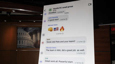 La cadena de "giros extraordinarios" que terminó con un reportero en un chat del Gobierno de EE.UU.
