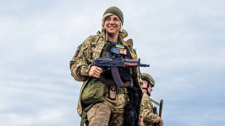 Aprueban acusaciones contra la exvocera militar transgénero de Kiev