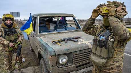 Zajárova: Kiev organizó su propio "safari" para los europeos en la línea del frente