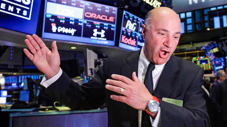 Estrella televisiva pide imponer aranceles de 400 % sobre China