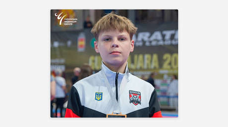 Karateca ucraniano de 13 años se niega a posar junto a un ruso en el podio (VIDEO)