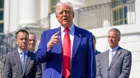 Asesor de Trump: EE.UU. tiene "sobre la mesa" ofertas de acuerdos arancelarios con más de 15 países