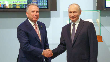 "Creo que es fuerte para su país": El enviado de Trump se niega a llamar a Putin "tipo malo"