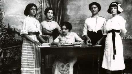 La suramericana pionera del voto que rompió tres 'techos de cristal' en el siglo XX