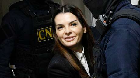 La UE condena selectivamente la persecución política, dice el canciller turco