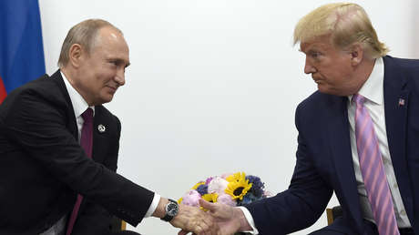Muestran el óleo que Putin regaló a Trump (FOTO)