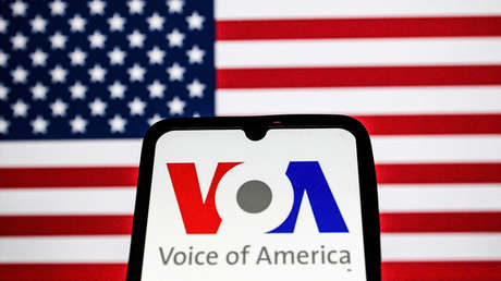 Justicia de EE.UU. ordena reanudar financiación de la Voz de América
