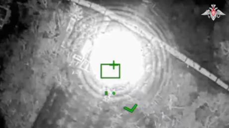 VIDEO: Ataque aéreo ruso destruye 3 acuartelamientos de tropas ucranianas