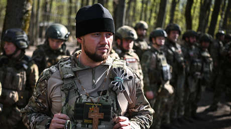 Tucker Carlson: Kiev no solo está en guerra con Rusia, sino también con el cristianismo