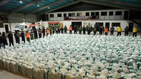 Autoridades de Venezuela incineran más de 15 toneladas de cocaína