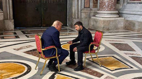 Trump y Zelenski mantienen breve encuentro en la basílica de San Pedro en el Vaticano