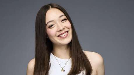 Crean una presentadora con IA y nadie se da cuenta durante meses