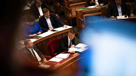 "Se convirtió en una herramienta política": Hungría explica por qué se retira de la CPI