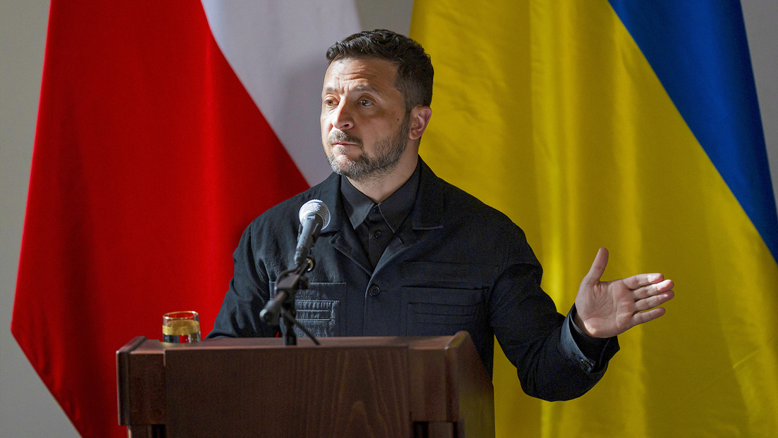 "Para conseguir un mejor asiento en la Plaza Roja": Zelenski reprocha a los opositores a la adhesión de Ucrania a la UE