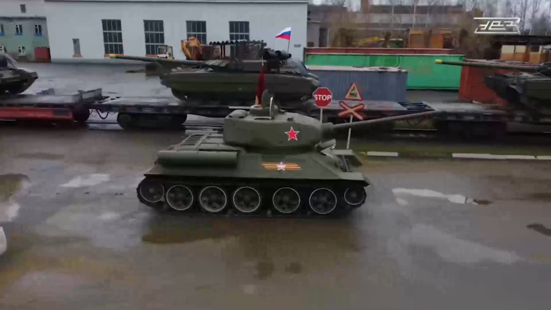 Ejército ruso recibe convoy de nuevos tanques T-90M  y T-72 en vísperas del Día de la Victoria (VIDEO)