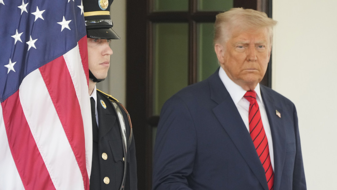 AP: Trump planea anunciar el cambio de nombre para el golfo Pérsico