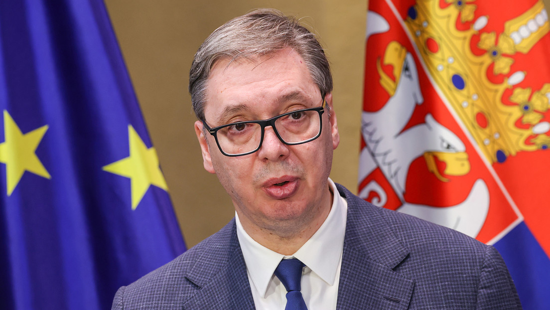Países europeos cierran su espacio aéreo a Vucic y a Fico en un intento de impedir su viaje a Rusia