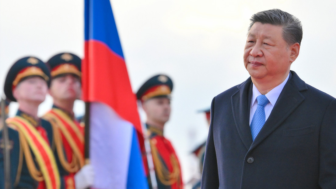 Xi Jinping llega a Moscú para honrar la gesta del pueblo soviético en la Gran Guerra Patria (VIDEO)