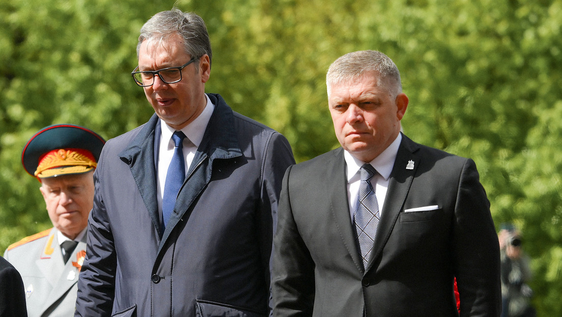 Moscú: La visita de Vucic y Fico a Moscú pese a las presiones es un "acto de heroísmo"