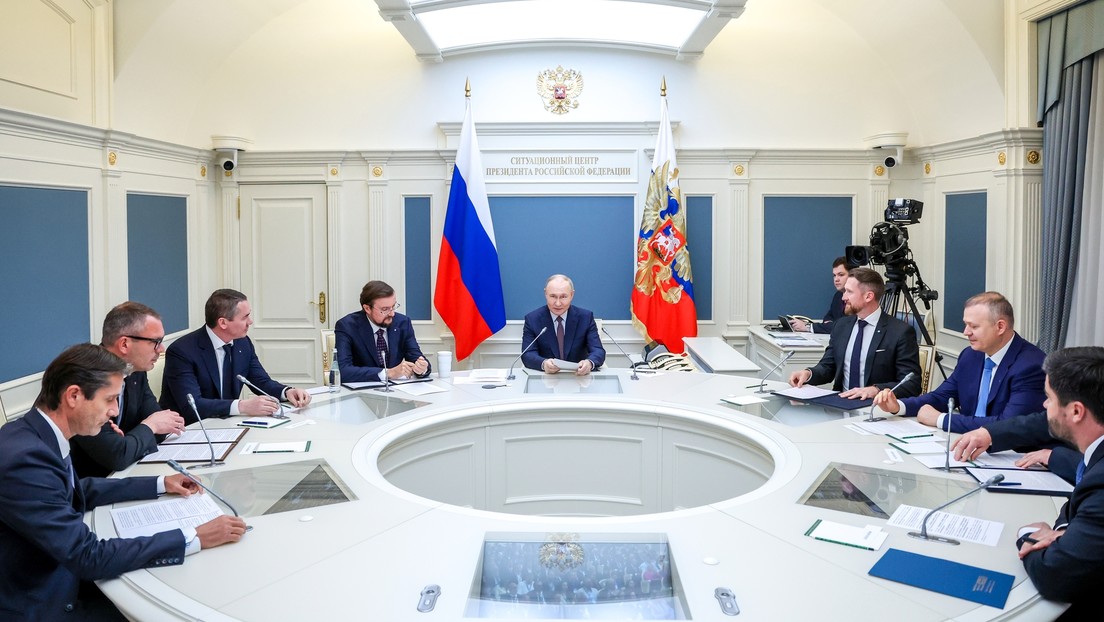 "Imbéciles": Putin sobre quienes imponen sanciones contra Rusia en su propio detrimento