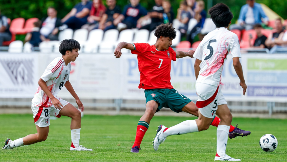 La emotiva reacción de Cristiano Ronaldo al debut de su hijo con la selección de Portugal