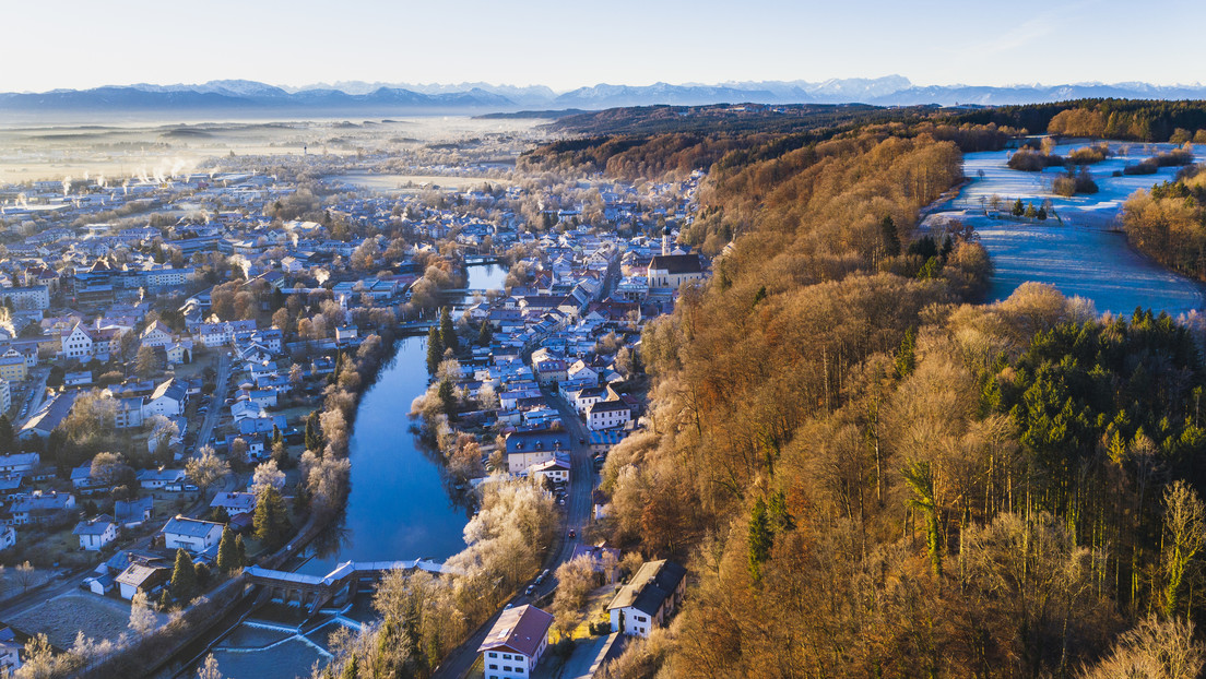 Demuelen casas en Alemania porque los techos son de 36 centímetros más altos