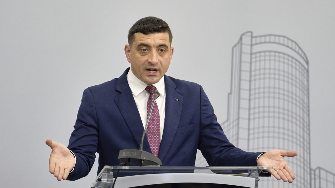 Principal candidato rumano acusa a Macron de interferir en las elecciones de su país