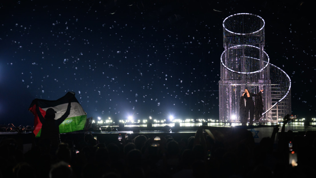VIDEO: Manifestantes propalestinos tratan de interrumpir la actuación de Israel en Eurovisión