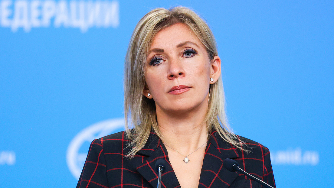 Zajárova señala la "injerencia directa" de Francia en las elecciones rumanas