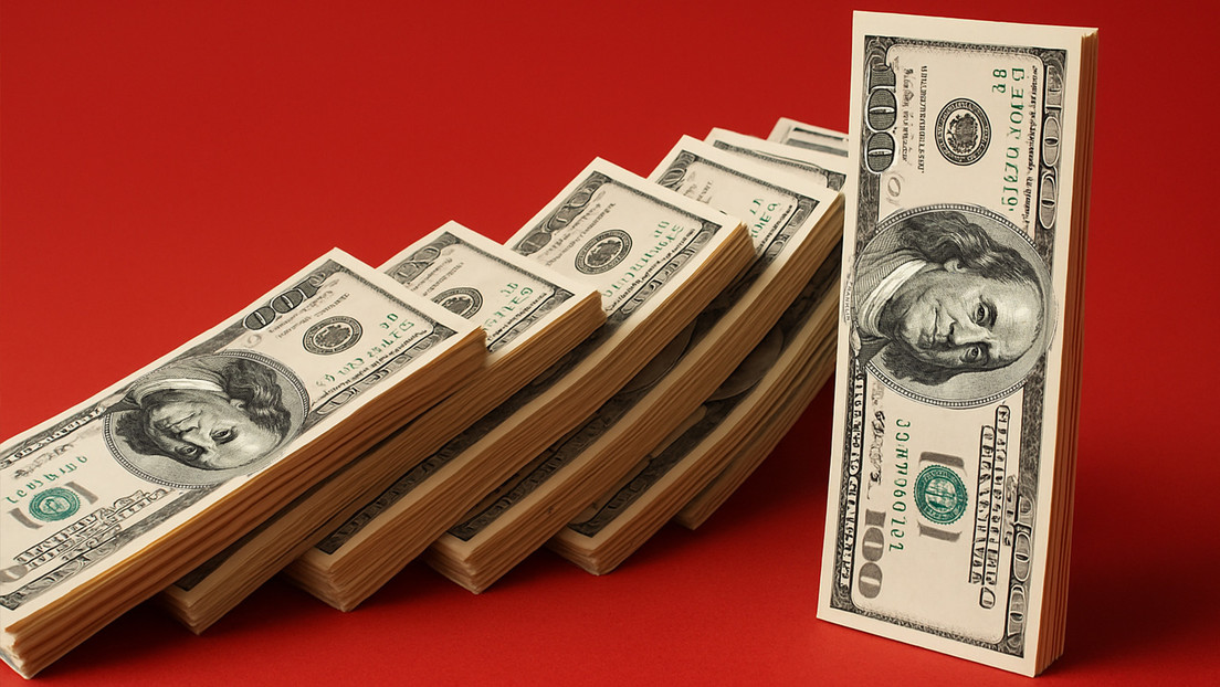 Dilma Rousseff: La "postura agresiva del Gobierno Trump" contribuye a la debilidad del dólar